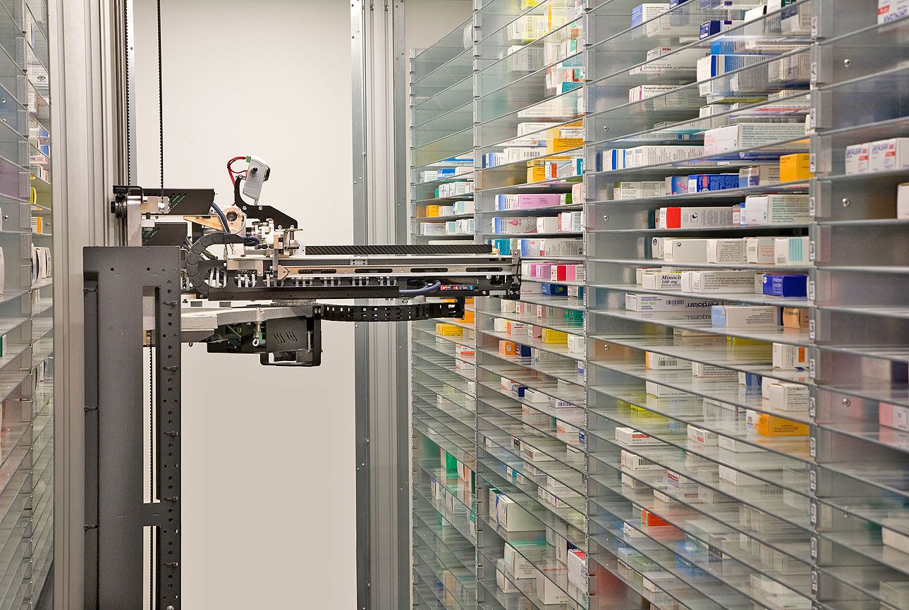 Kommisionierautomat der Damian Apotheke
